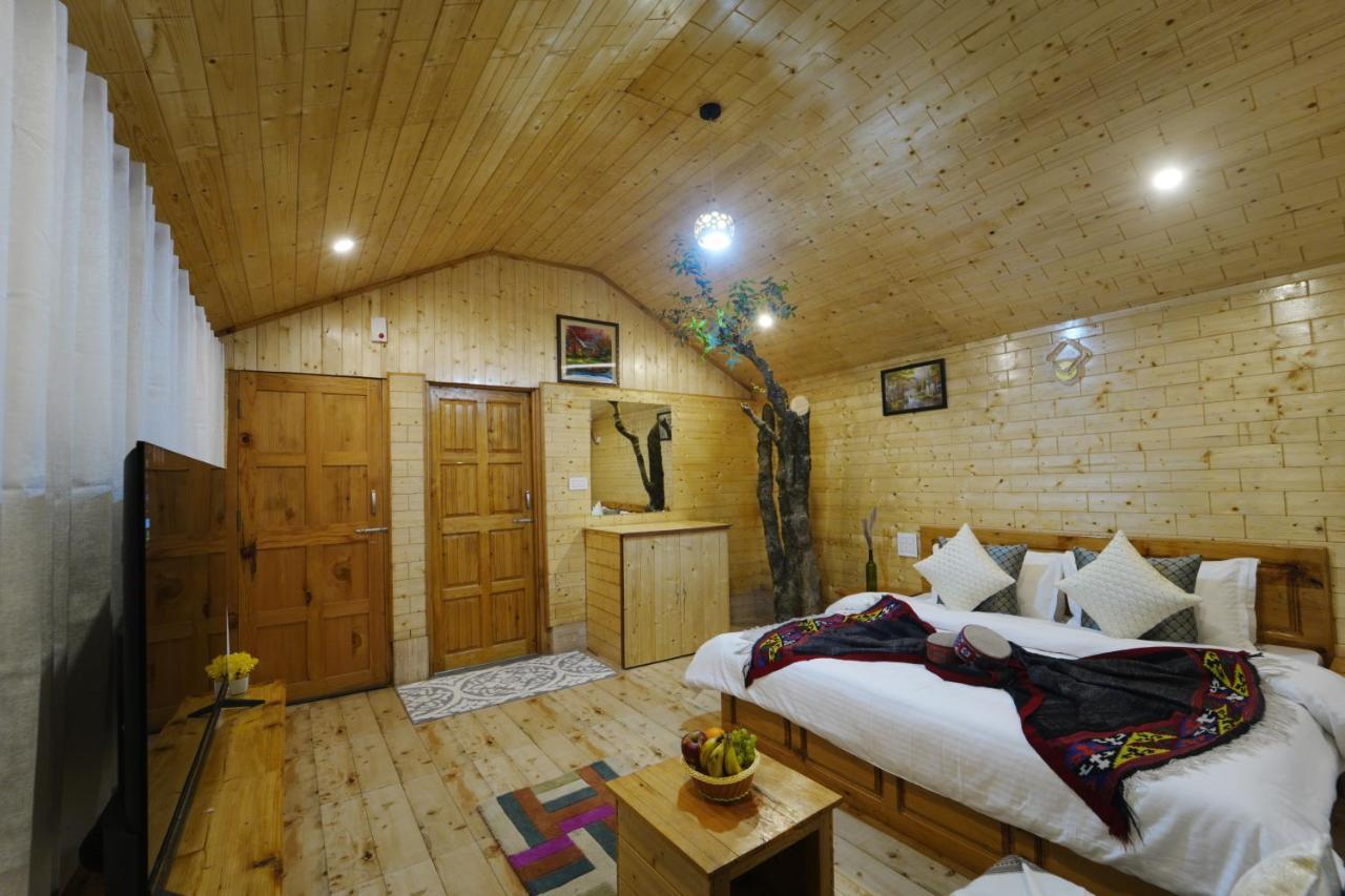 Tree House Latos Tandi Hotell Jibhi Eksteriør bilde