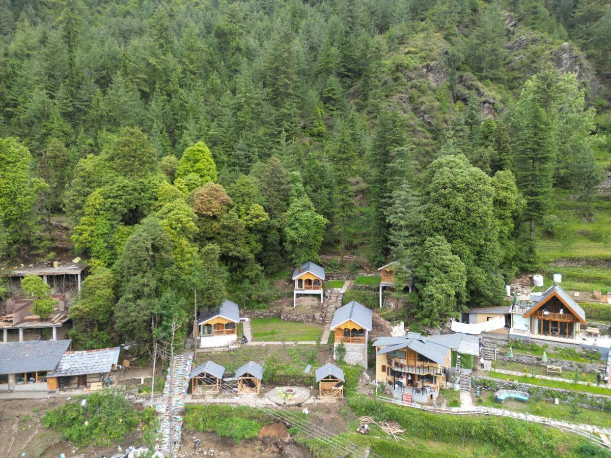 Tree House Latos Tandi Hotell Jibhi Eksteriør bilde