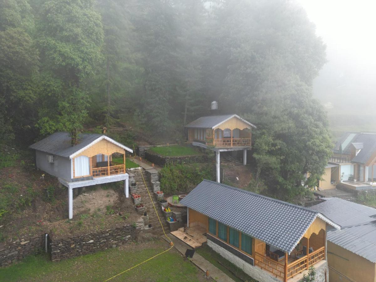 Tree House Latos Tandi Hotell Jibhi Eksteriør bilde