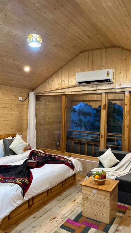 Tree House Latos Tandi Hotell Jibhi Eksteriør bilde