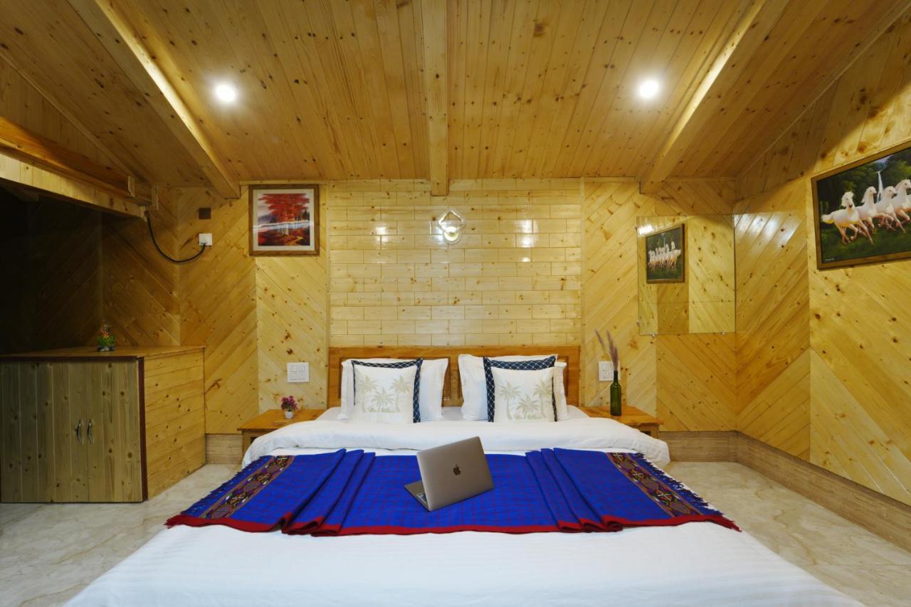 Tree House Latos Tandi Hotell Jibhi Eksteriør bilde
