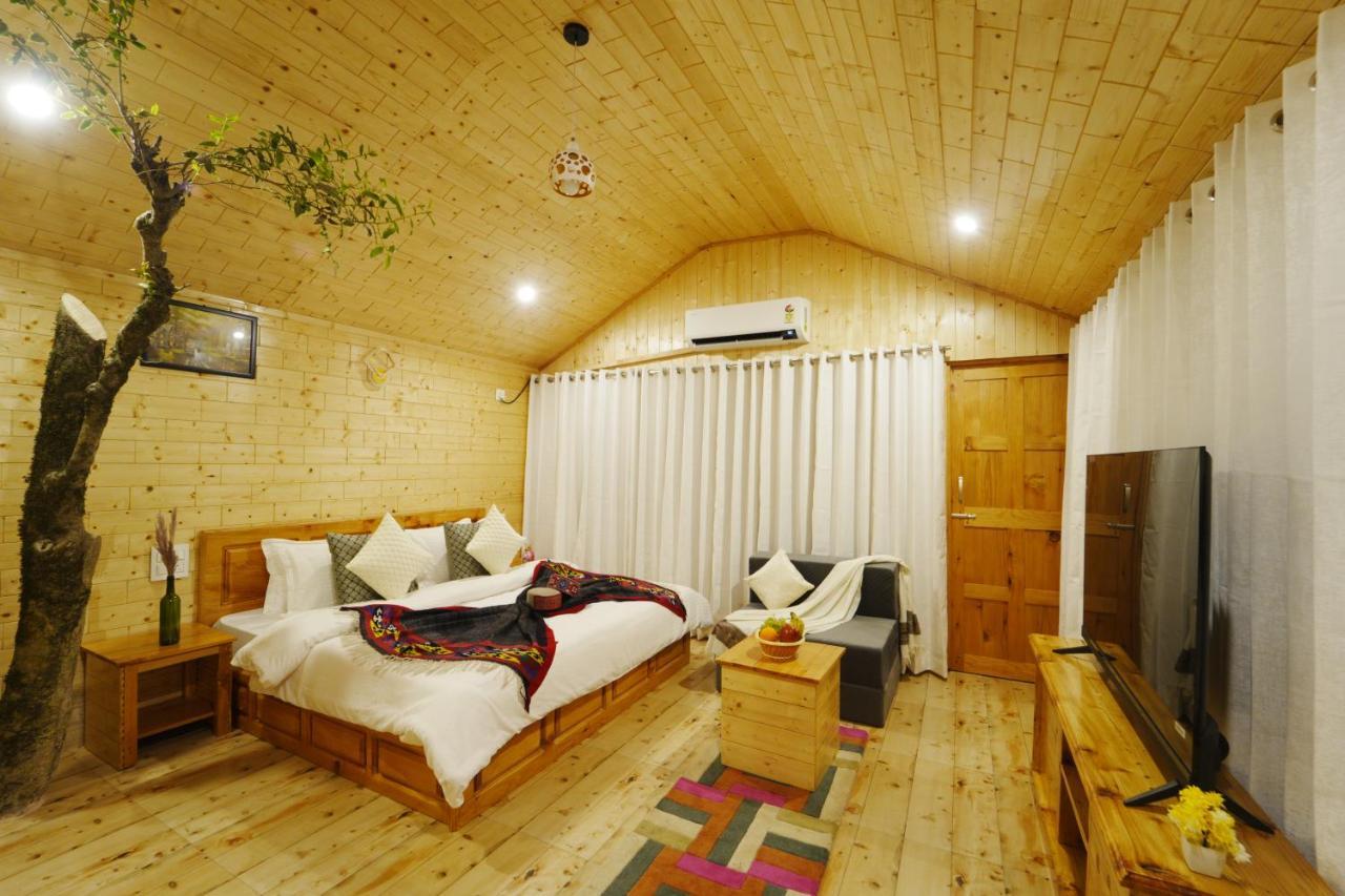Tree House Latos Tandi Hotell Jibhi Eksteriør bilde