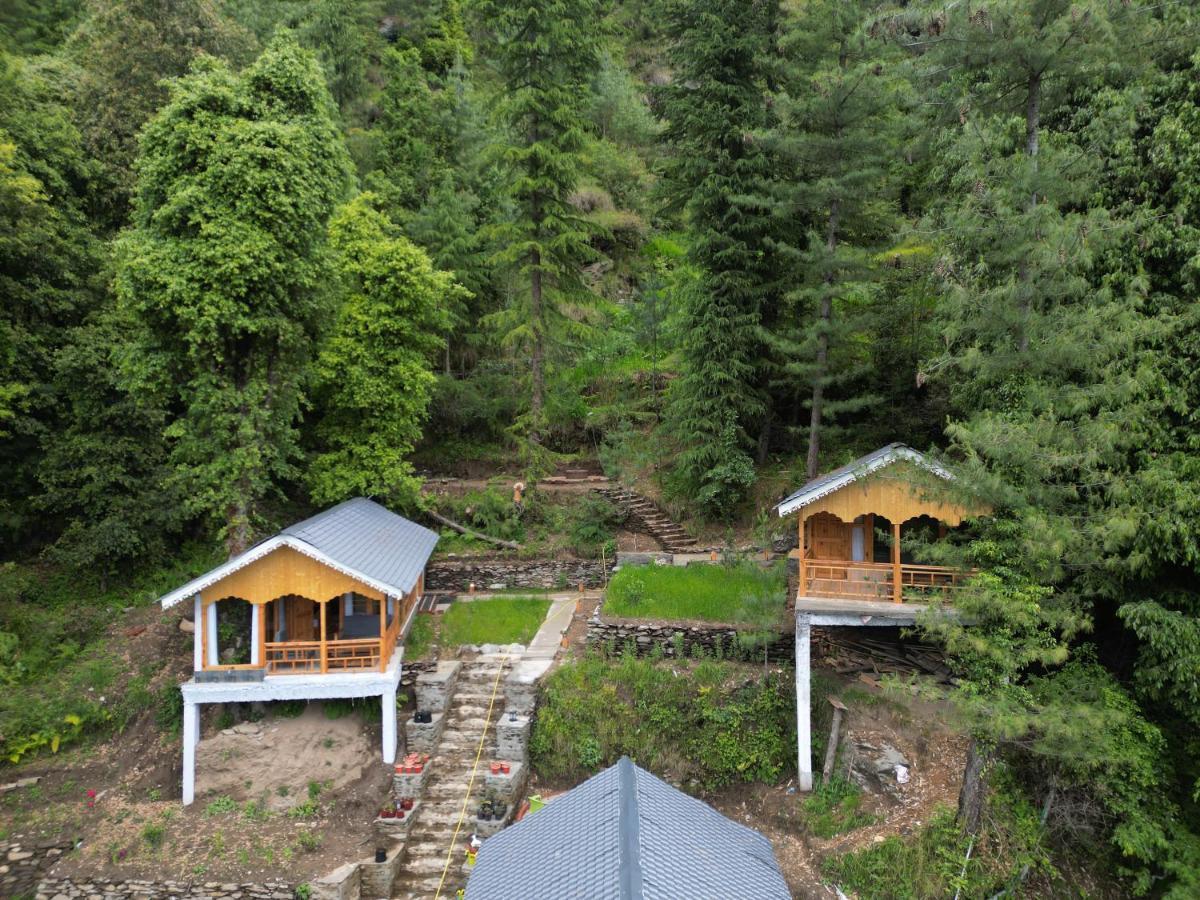 Tree House Latos Tandi Hotell Jibhi Eksteriør bilde