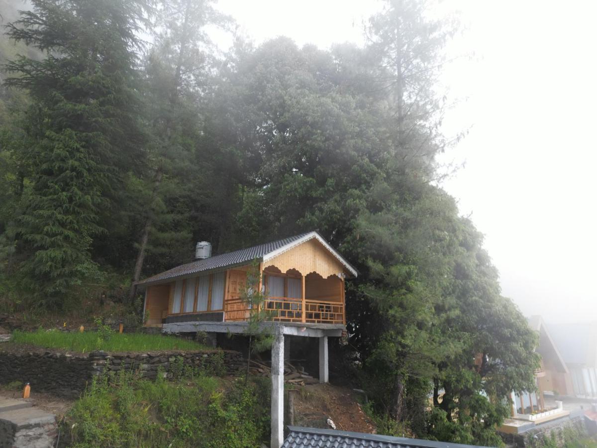 Tree House Latos Tandi Hotell Jibhi Eksteriør bilde
